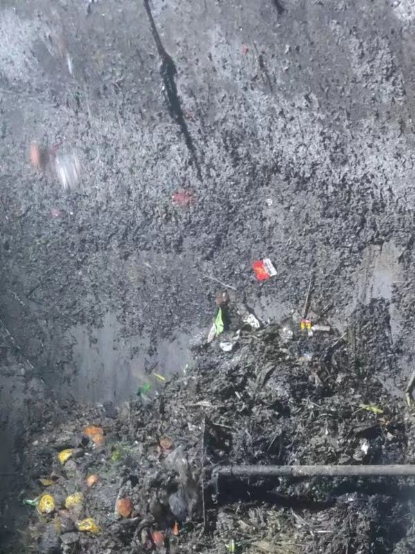 乌拉特前污水池清理